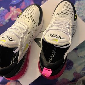 Nike Air Max 270